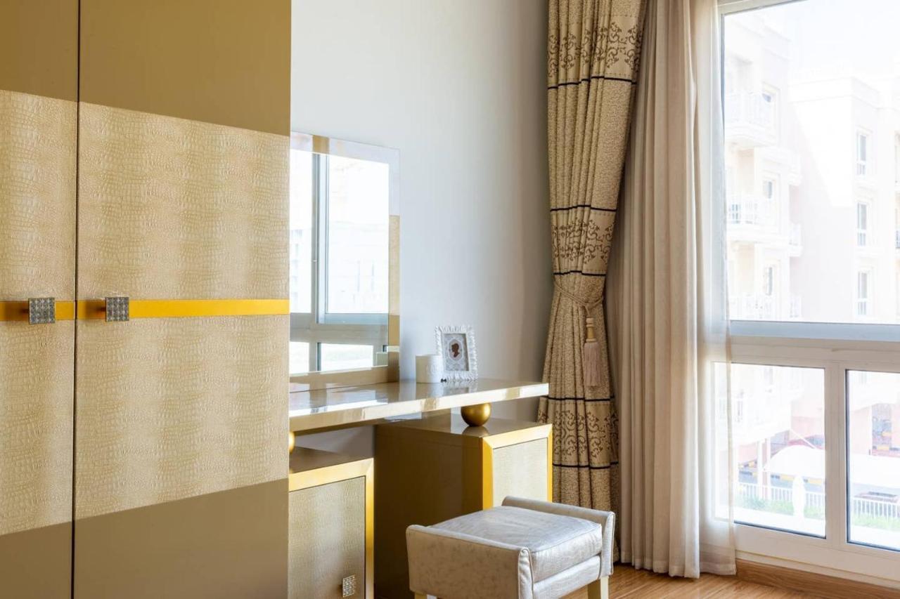 Frank Porter - Mulberry 1 Appartement Dubai Buitenkant foto